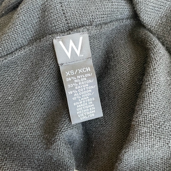 ‼️SALE‼️$25 Like/Bundle/Offer NWOT Handkerchief Cardigan Poncho Bolero Shrug - Picture 3 of 4